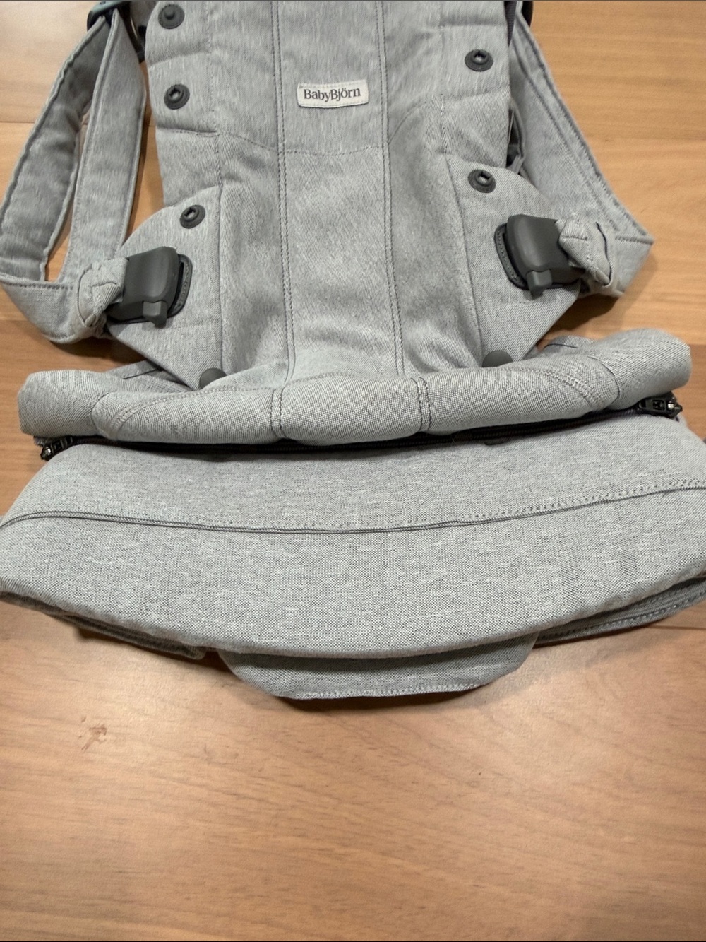NWOT Baby Bjorn Harmony - light grey - Picture 5 of 7